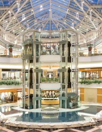 Detroit shopping, boutiques, and upscale retail destinations.